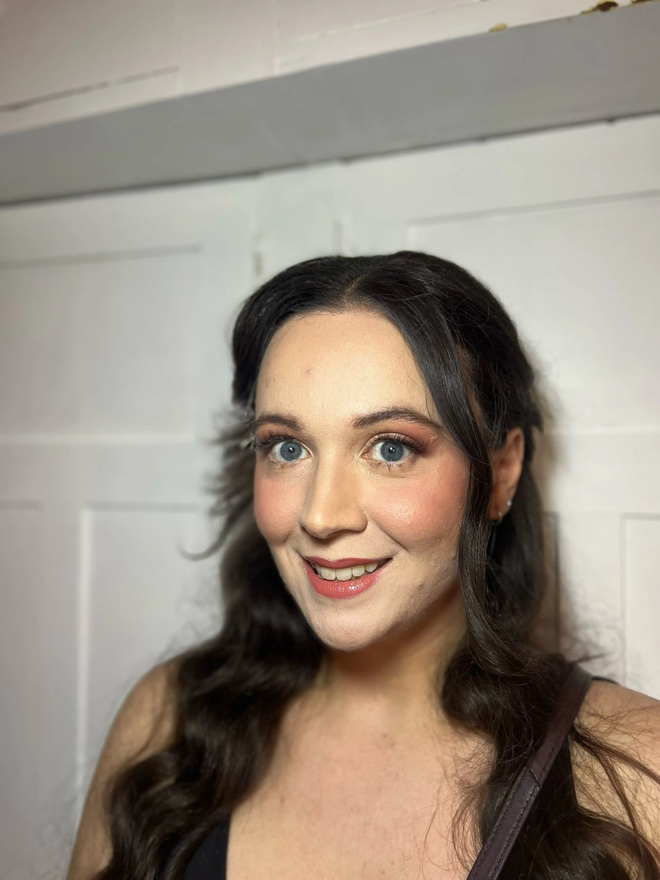 Bride with soft glam makeup